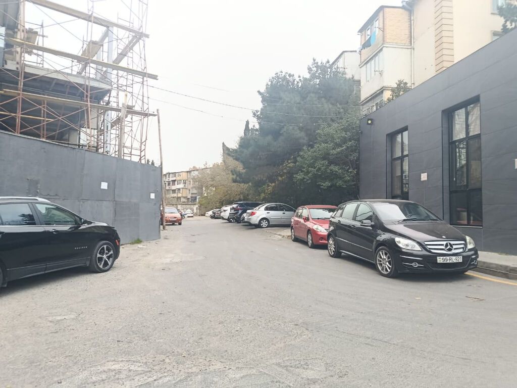 📍 Ünvan: Ələkbərov küçəsi, Space TV-nin arxası, Konservatoriyanın yanı