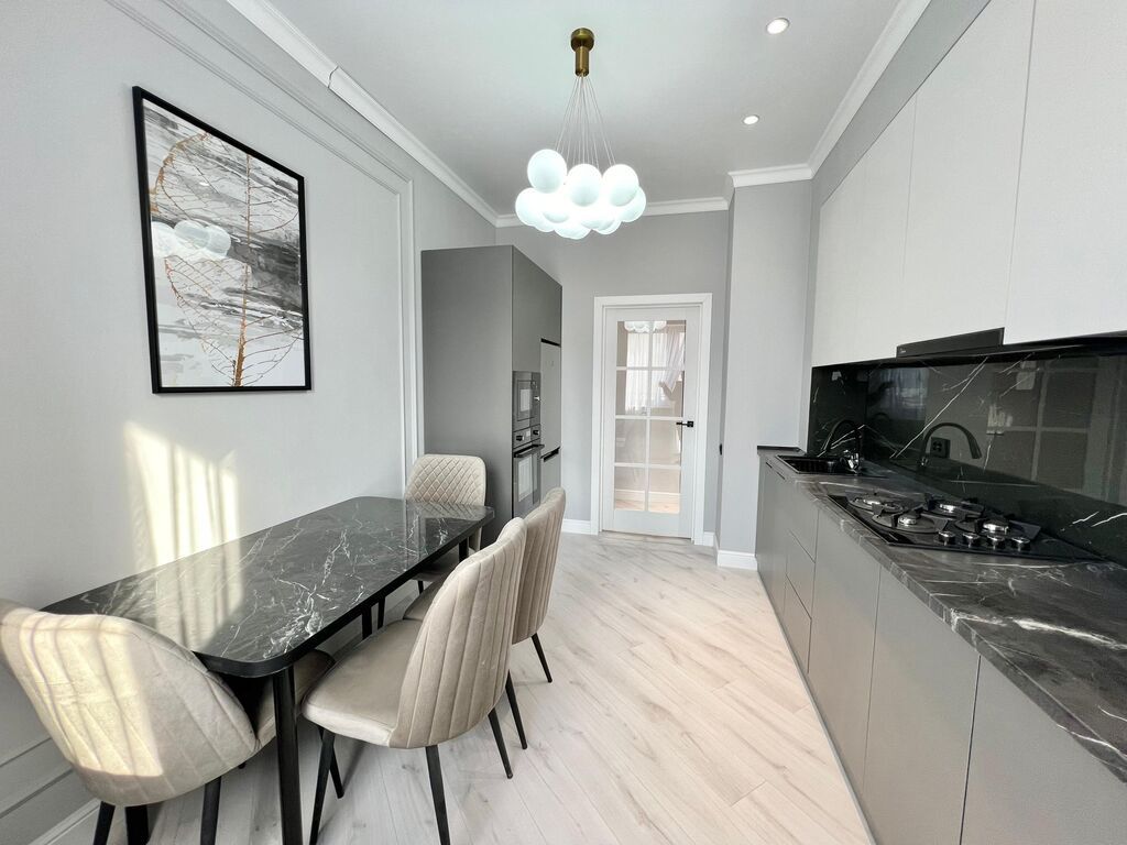 2 комнаты, 78 м², Элитка, 8 этаж, Дизайнерский ремонт: фото 8