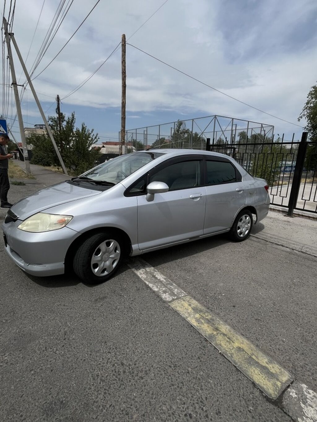 Honda Fit Aria: 2003 г., 1.5 л, Автомат, Бензин, Лифтбек: фото 4
