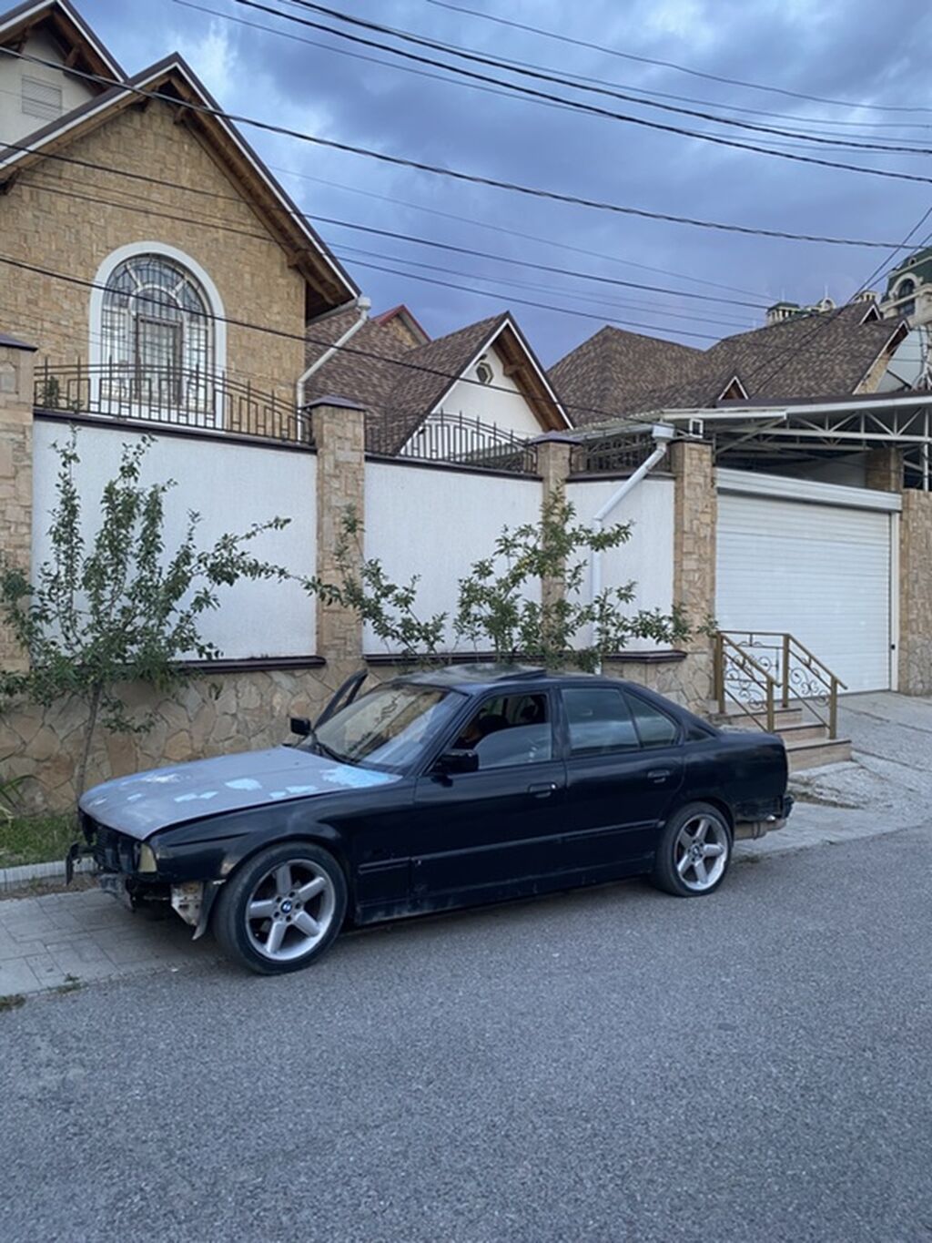 BMW 5 series: 1992 г., 2.5 л, Механика, Бензин, Седан — фото 1