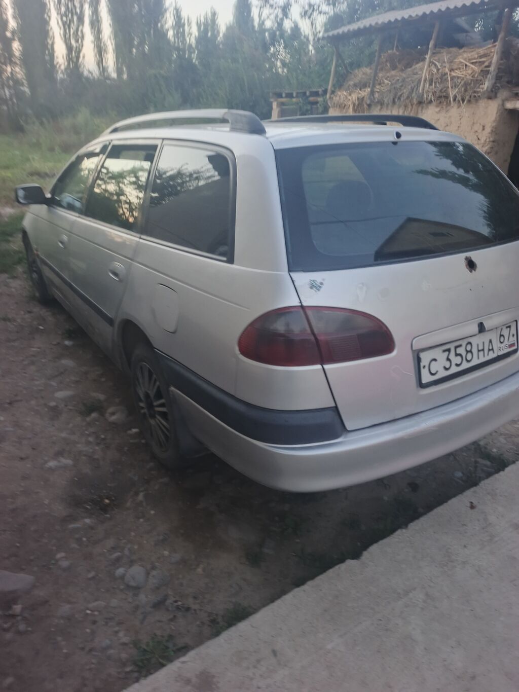 Toyota Avensis: 2000 г., 2 л, Механика, Дизель, Универсал: фото 3