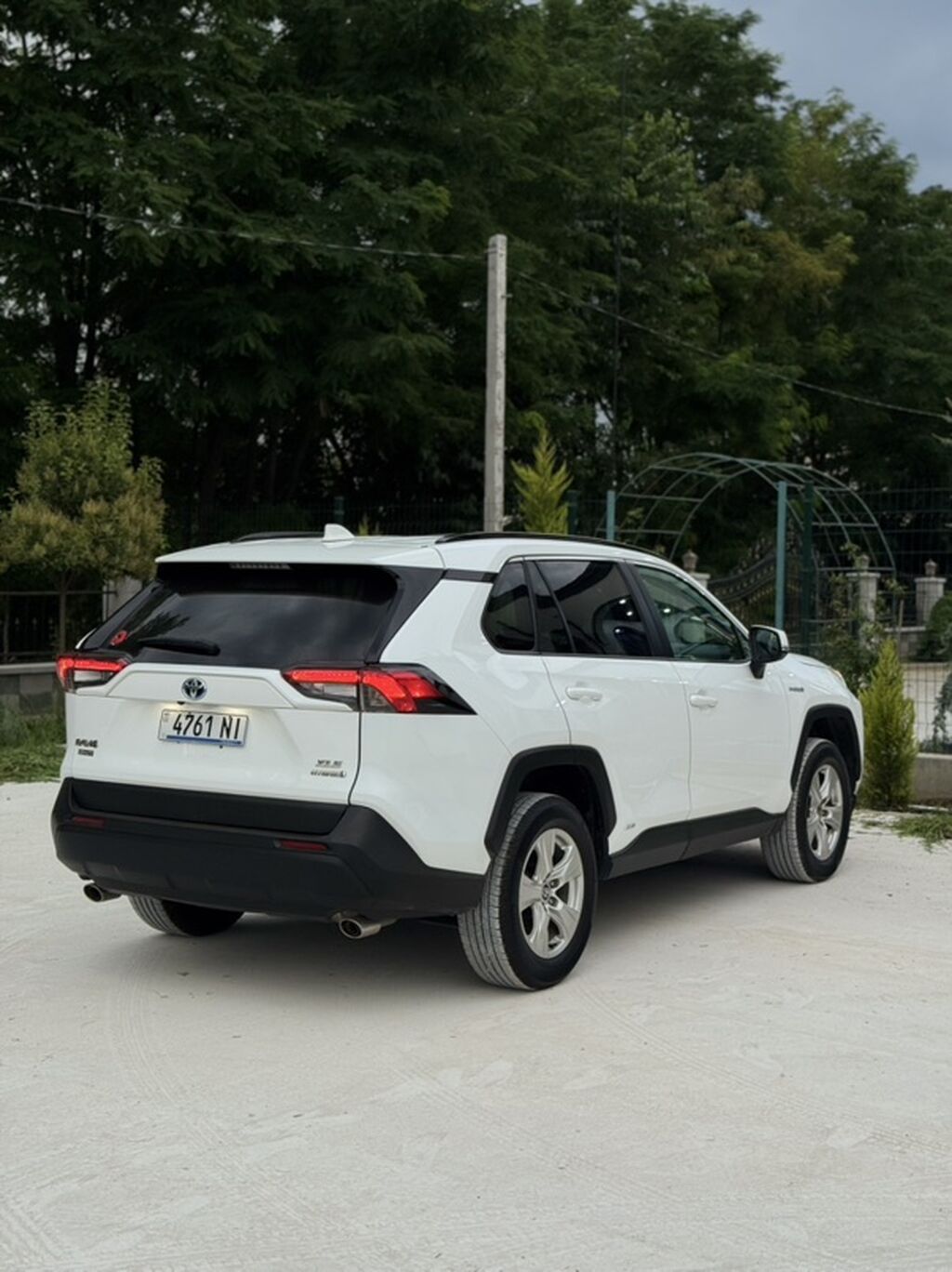 Toyota RAV4: 2021 г., 2.5 л, Вариатор, Гибрид, Кроссовер: фото 6
