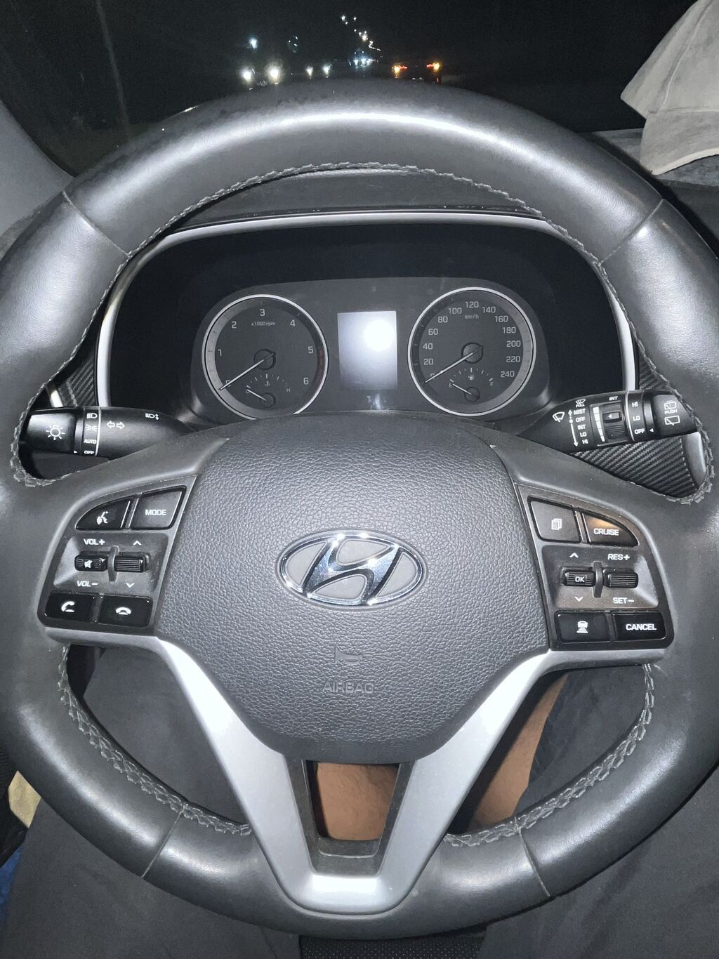 Hyundai Tucson: 2019 г., 2 л, Автомат, Дизель, Кроссовер: фото 6