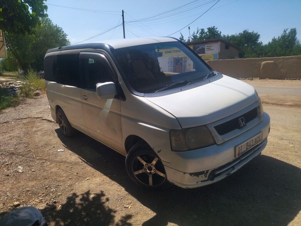 Honda Stepwgn 2002 г., 2 л, АКПП, минивэн: фото 3