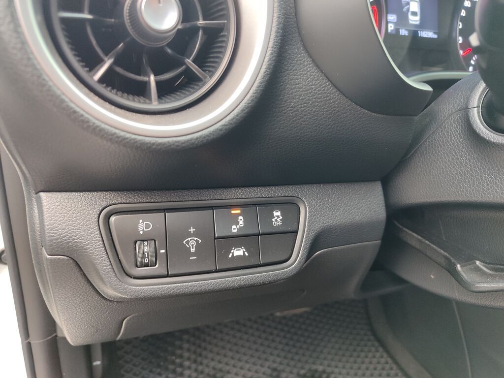 Kia Cerato: 2020 г., 1.6 л, Автомат, Бензин, Седан: фото 7