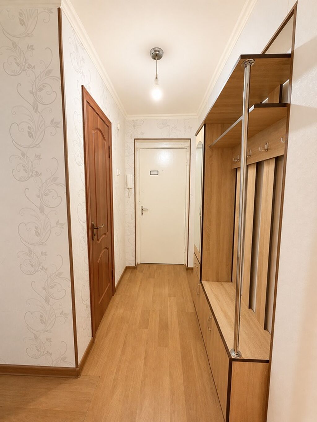 3 комнаты, 58 м², Хрущевка, 3 этаж, Косметический ремонт: фото 2
