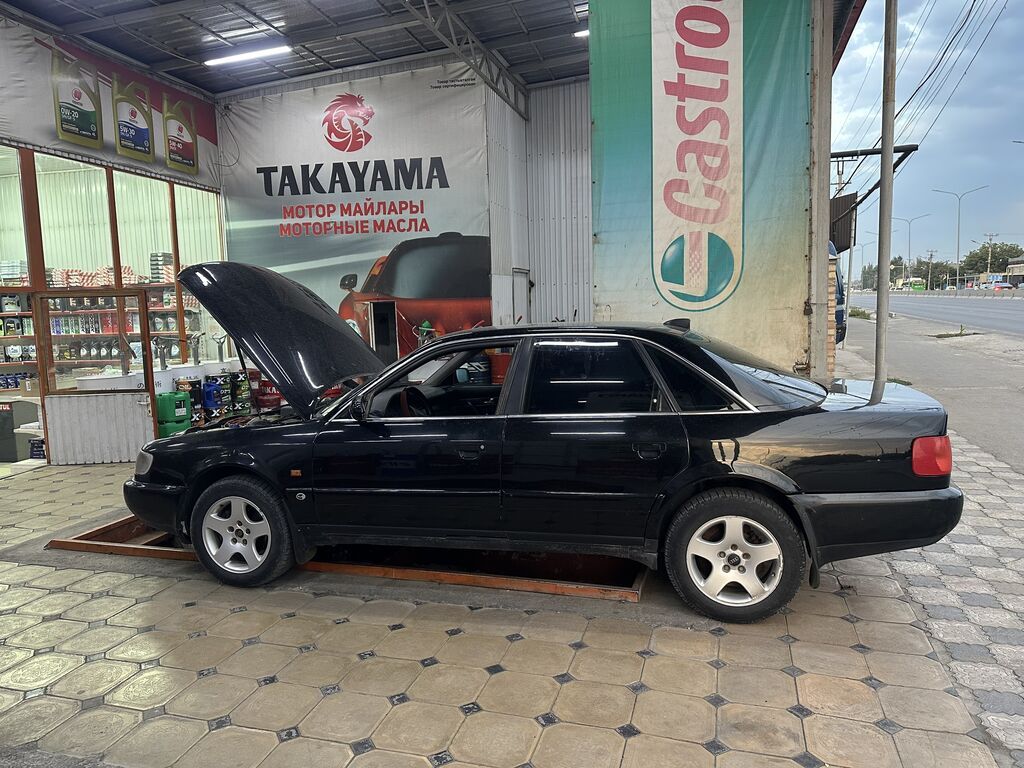 Audi A6: 1995 г., 2.6 л, Механика, Бензин, Седан: фото 3