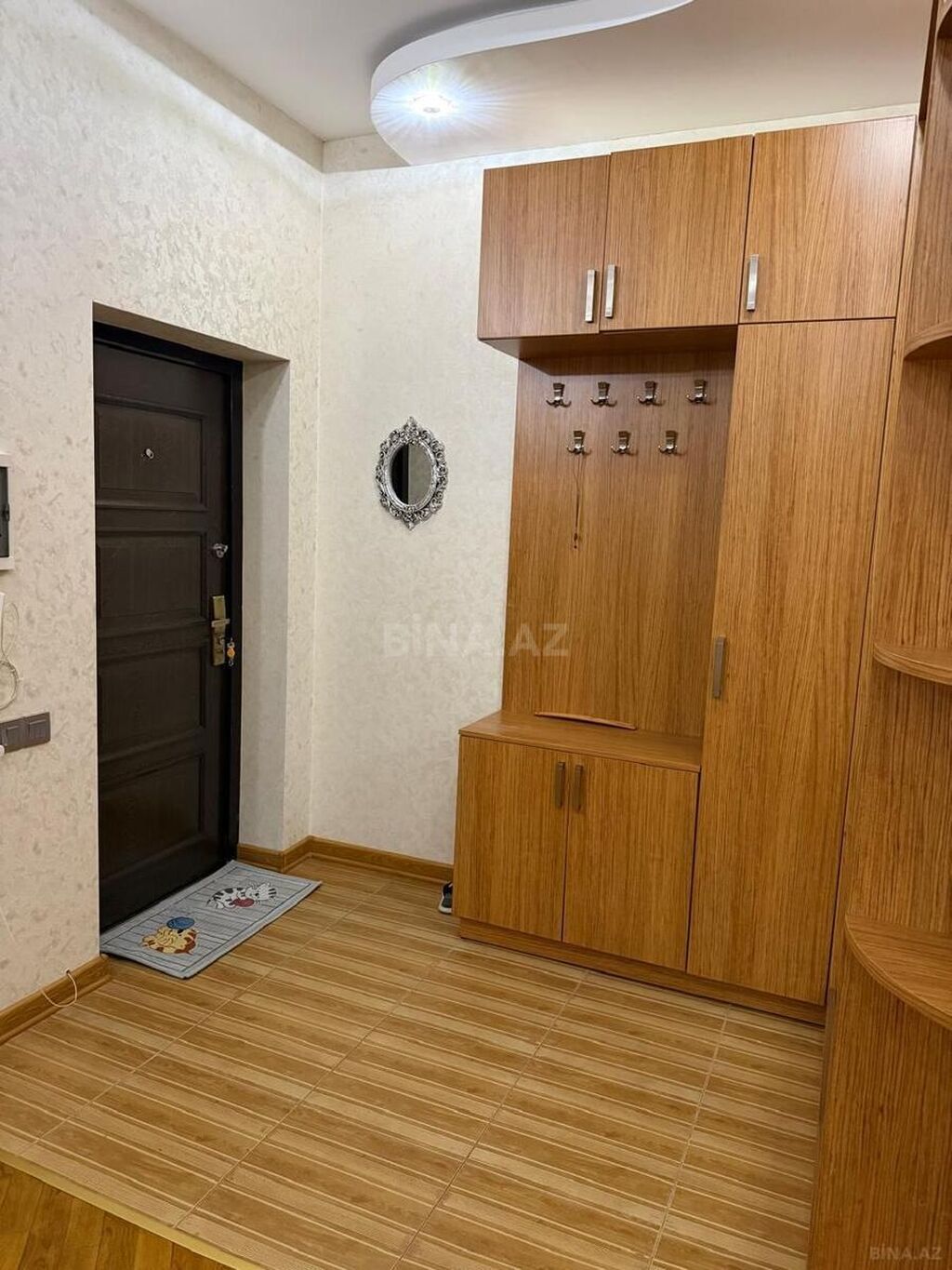 Bakıxanov qəs., 3 otaqlı, Yeni tikili, 120 kv. m