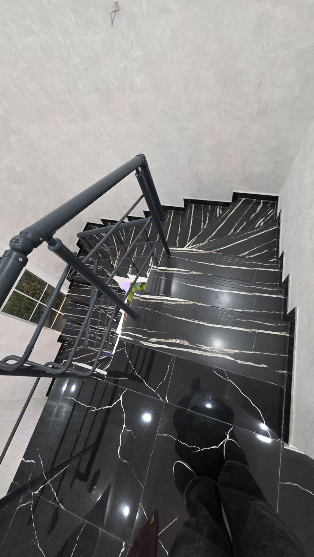 4 otaqlı, 168 kv. m, Yeni təmirli