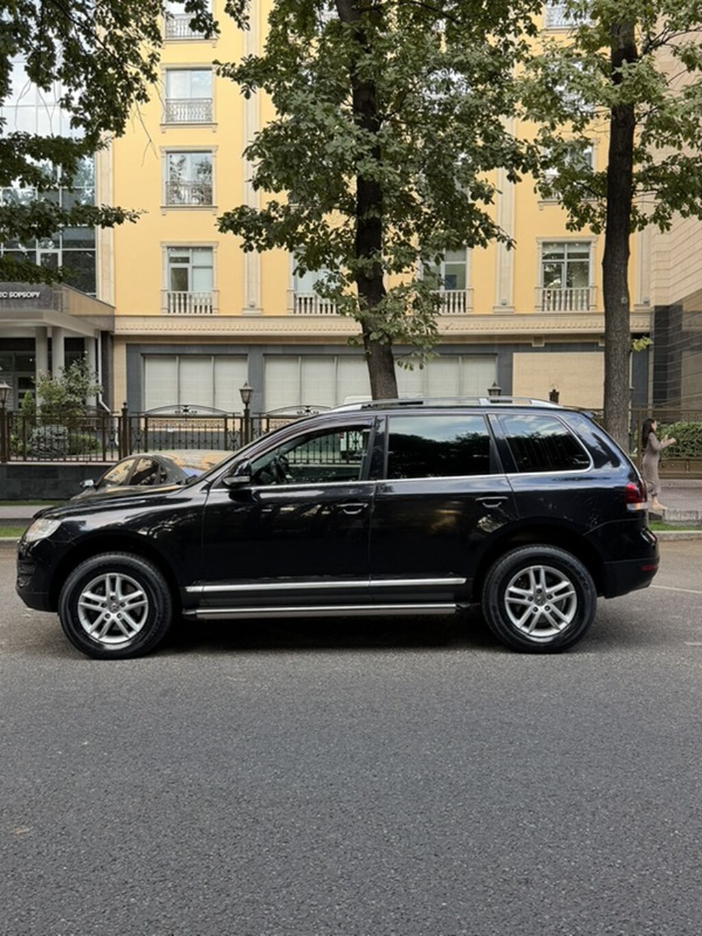 Volkswagen Touareg: 2010 г., 3.6 л, Автомат, Бензин, Кроссовер: фото 4