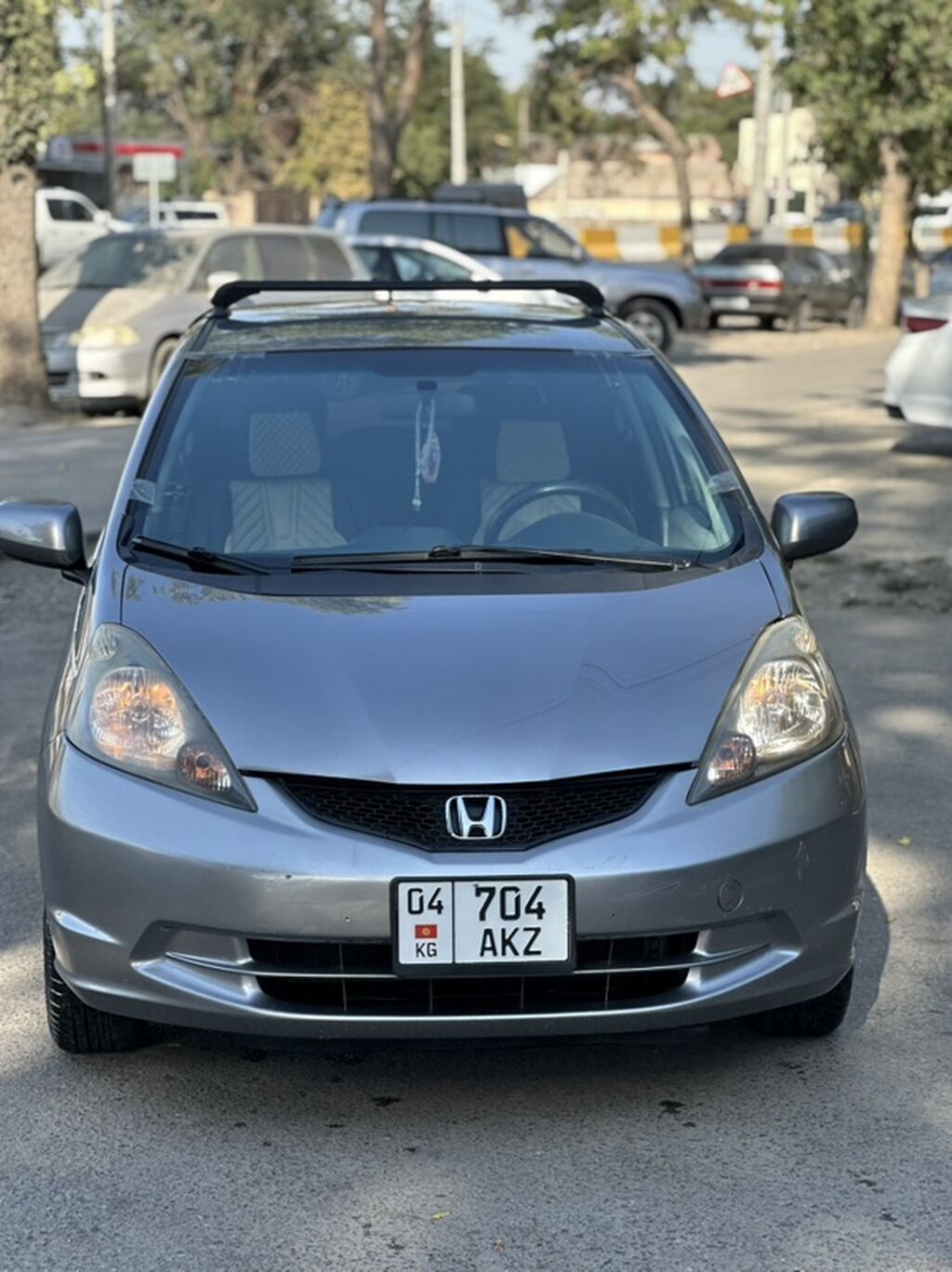 Honda Fit: 2009 г., 1.5 л, Автомат, Бензин, Хэтчбэк: фото 3