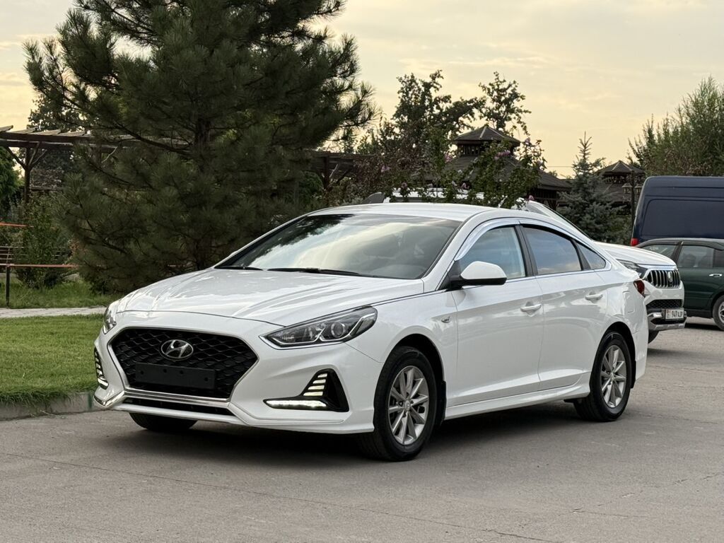 Hyundai Sonata: 2021 г., 2 л, Автомат, Газ, Седан: фото 1