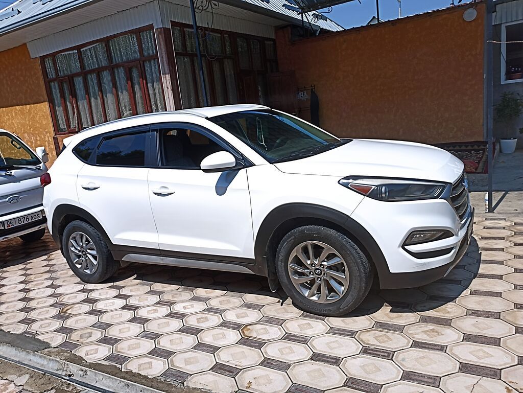 Hyundai Tucson: 2018 г., 2 л, Автомат, Бензин, Кроссовер — фото 5