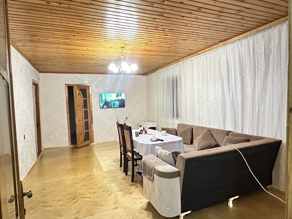 4 otaqlı, 2 kv. m, Yeni təmirli