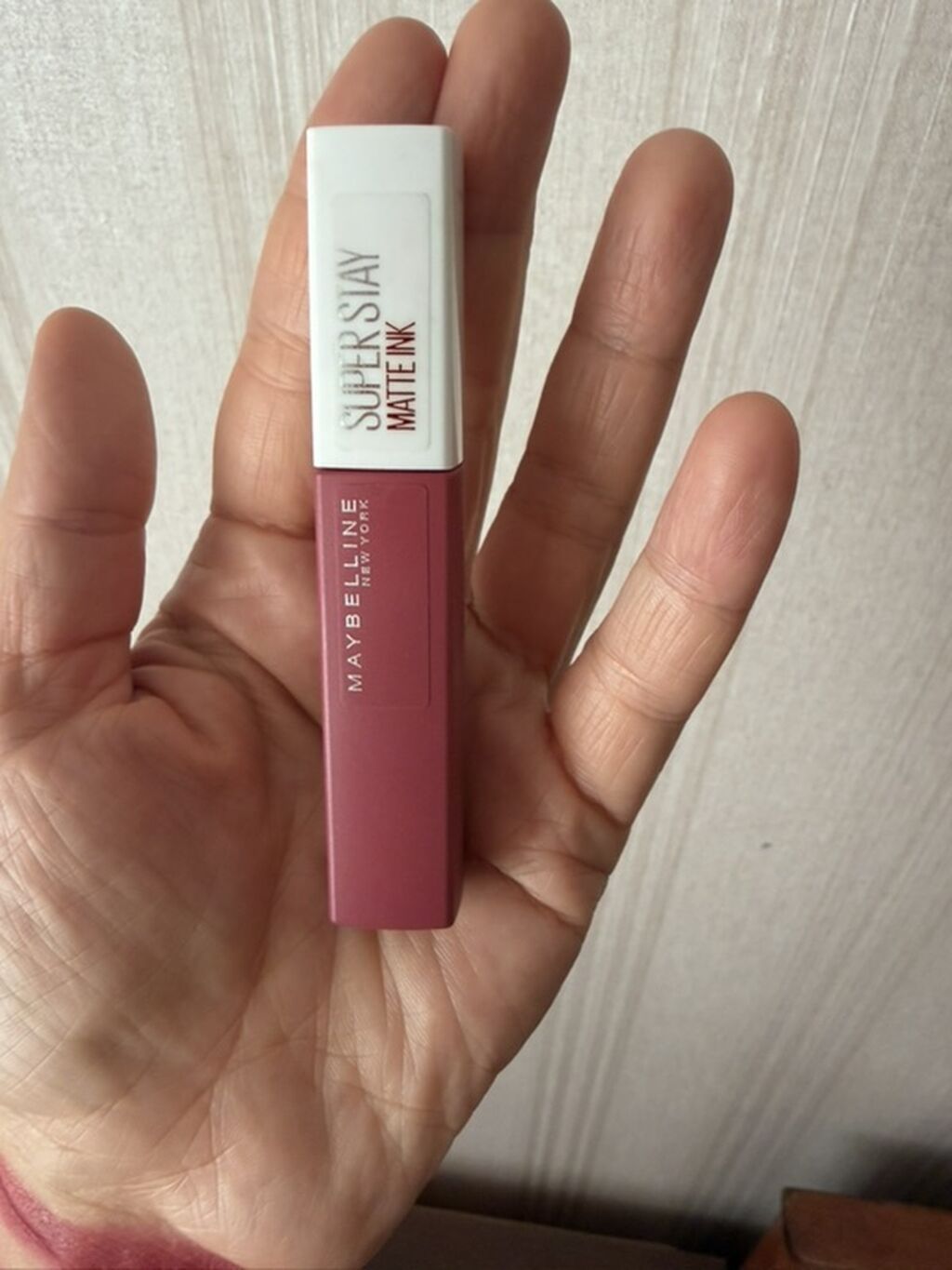 Жидкая матовая помада Maybelline New York SuperStay Matte Ink. В: фото 1