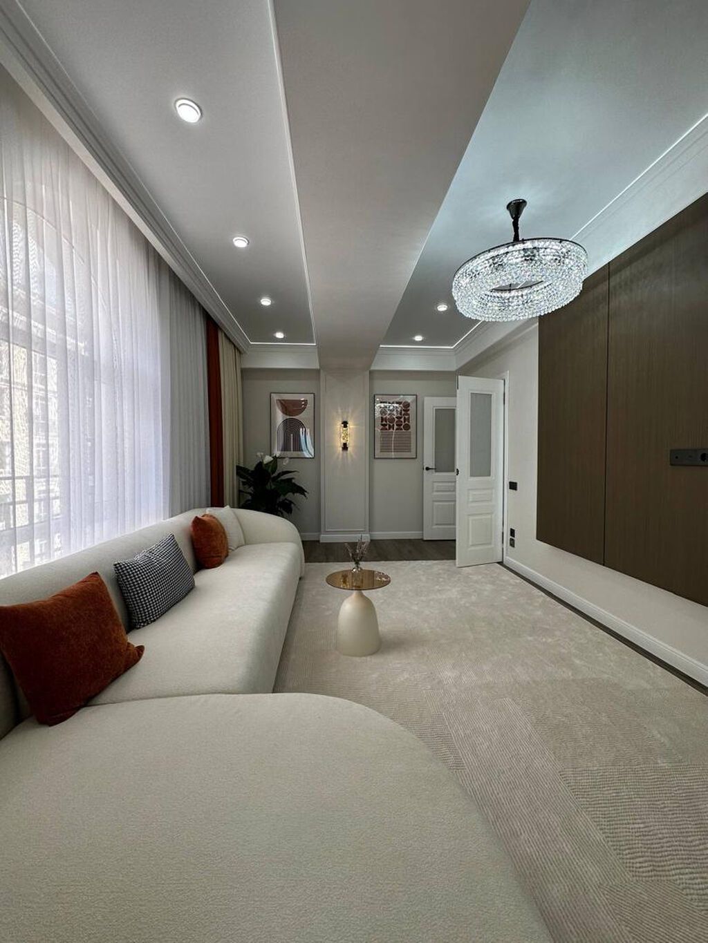 3 комнаты, 94 м², Элитка, 12 этаж, Дизайнерский ремонт — фото 1