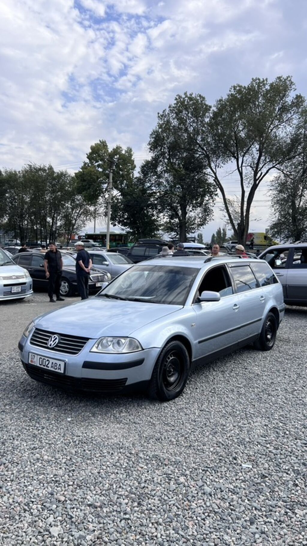 Volkswagen Passat: 2001 г., 2 л, Автомат, Бензин, Универсал: фото 2