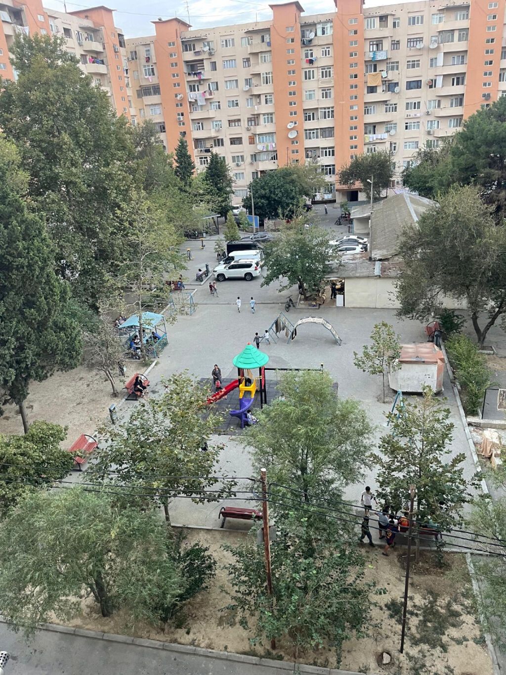 Bakı, 4 otaqlı, Köhnə tikili, 85 kv. m