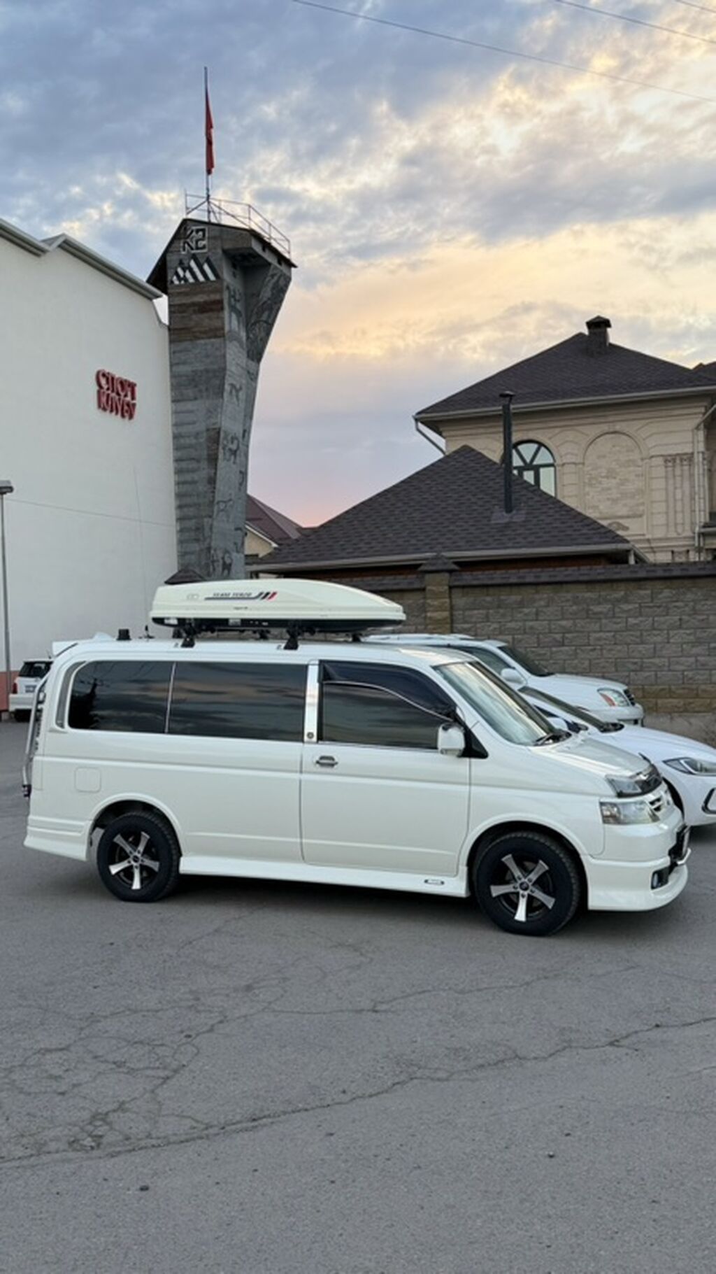 Honda Stepwgn: 2004 г., 2 л, Автомат, Бензин, Минивэн: фото 4