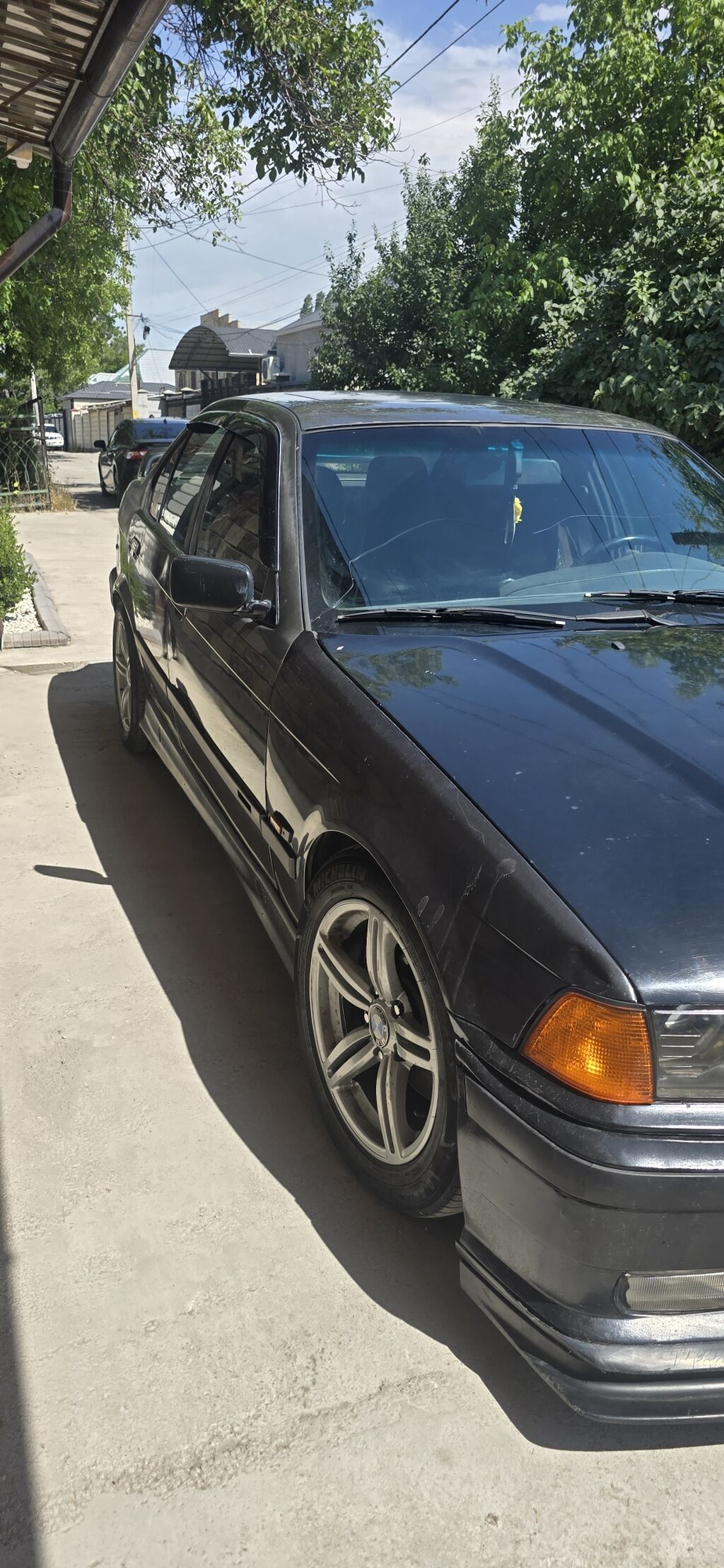 BMW 3 series: 1992 г., 2.5 л, Механика, Бензин, Седан — фото 3