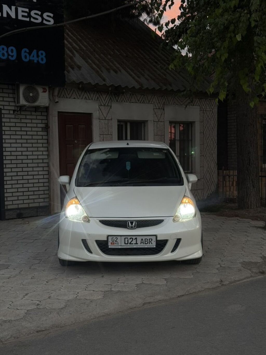 Honda Fit: 2003 г., 1.3 л, Автомат, Бензин, Хэтчбэк: фото 7