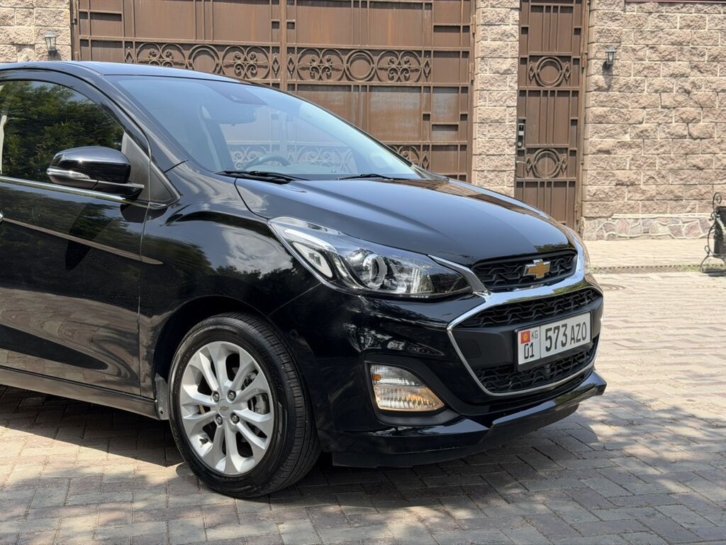 Chevrolet Spark: 2019 г., 1 л, Автомат, Бензин, Хэтчбэк: фото 3