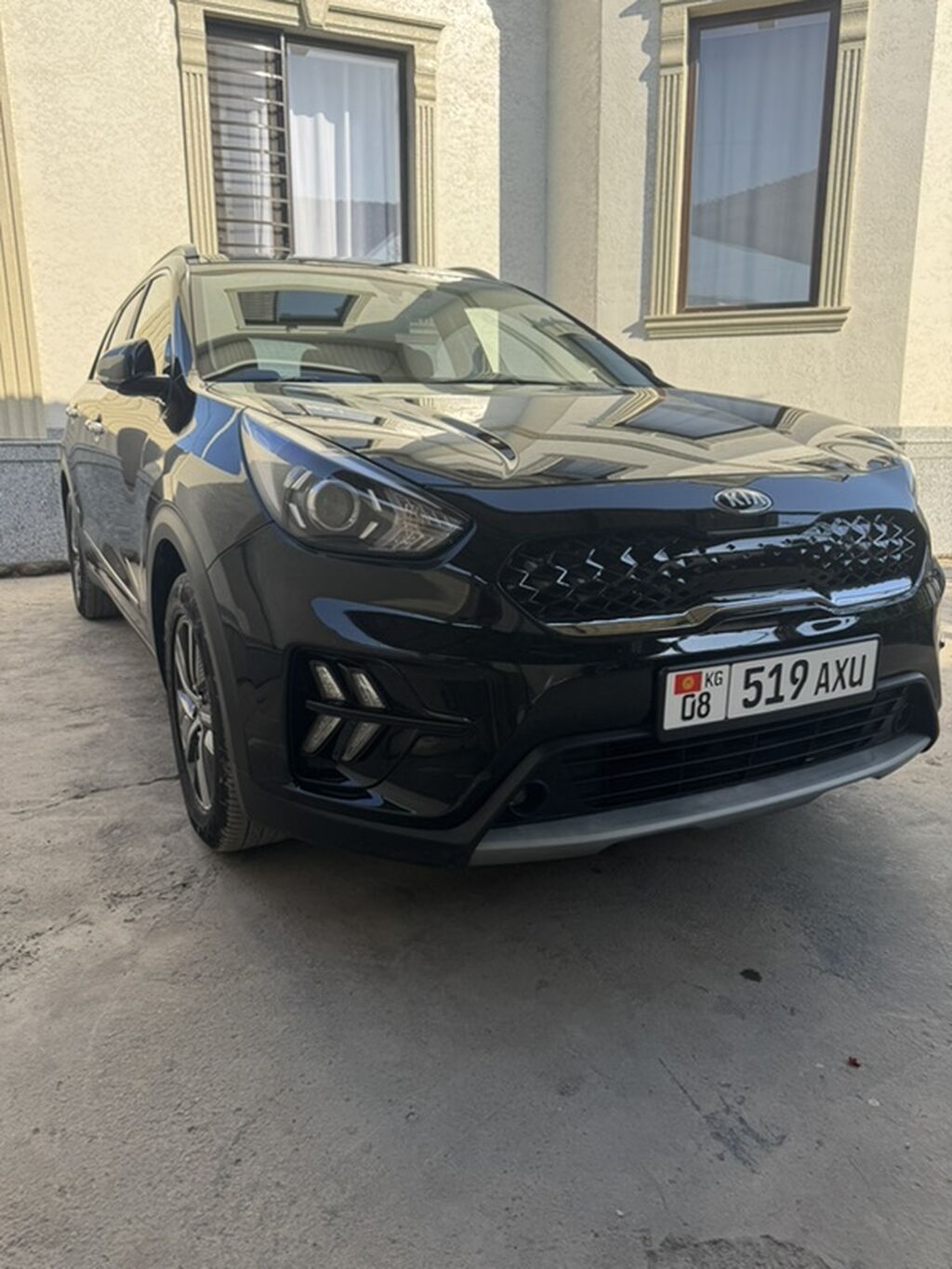 Kia Niro: 2020 г., 1.6 л, Автомат, Гибрид, Кроссовер: фото 4