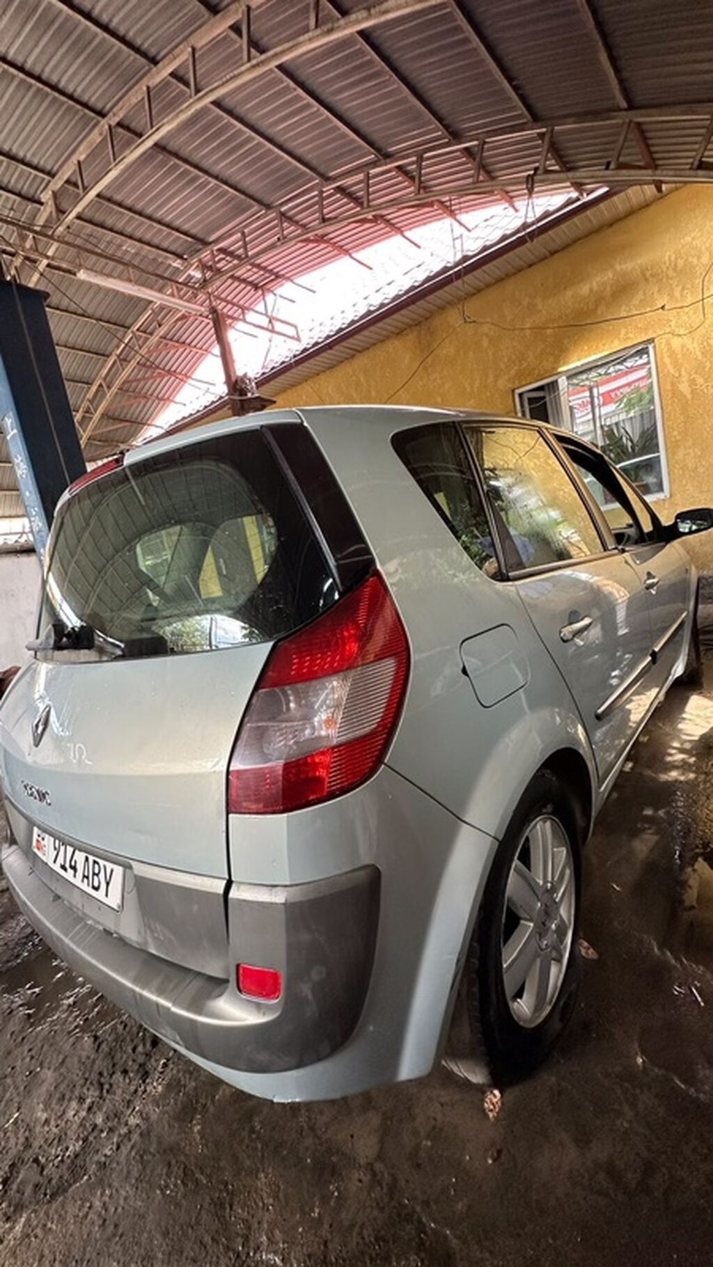 Renault Megane: 2003 г., 1.9 л, Механика, Бензин, Минивэн: фото 7