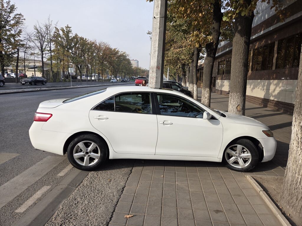Toyota Camry: 2007 г., 3.5 л, Автомат, Бензин, Седан: фото 2