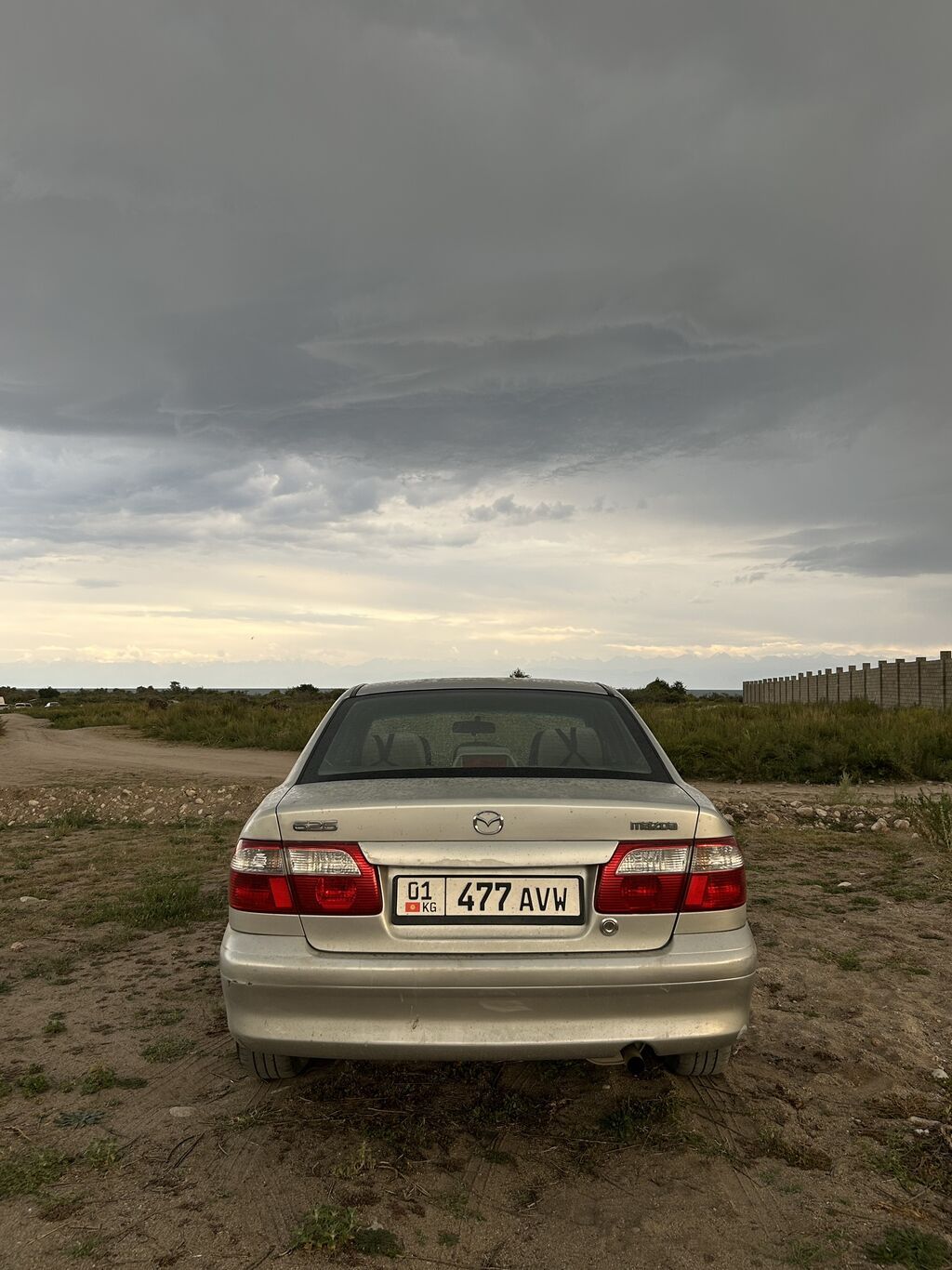 Mazda 626: 2001 г., 2 л, Бензин, Седан: фото 3