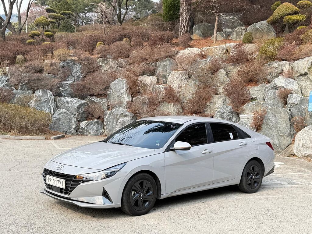 Hyundai Avante: 2022 г., 1.6 л, Вариатор, Гибрид, Седан: фото 8