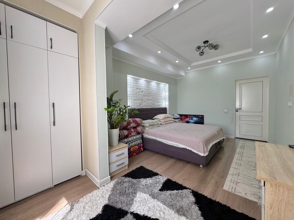 2 комнаты, 75 м², Восток-5 мкр Элитка, 4 этаж, Евроремонт: фото 4