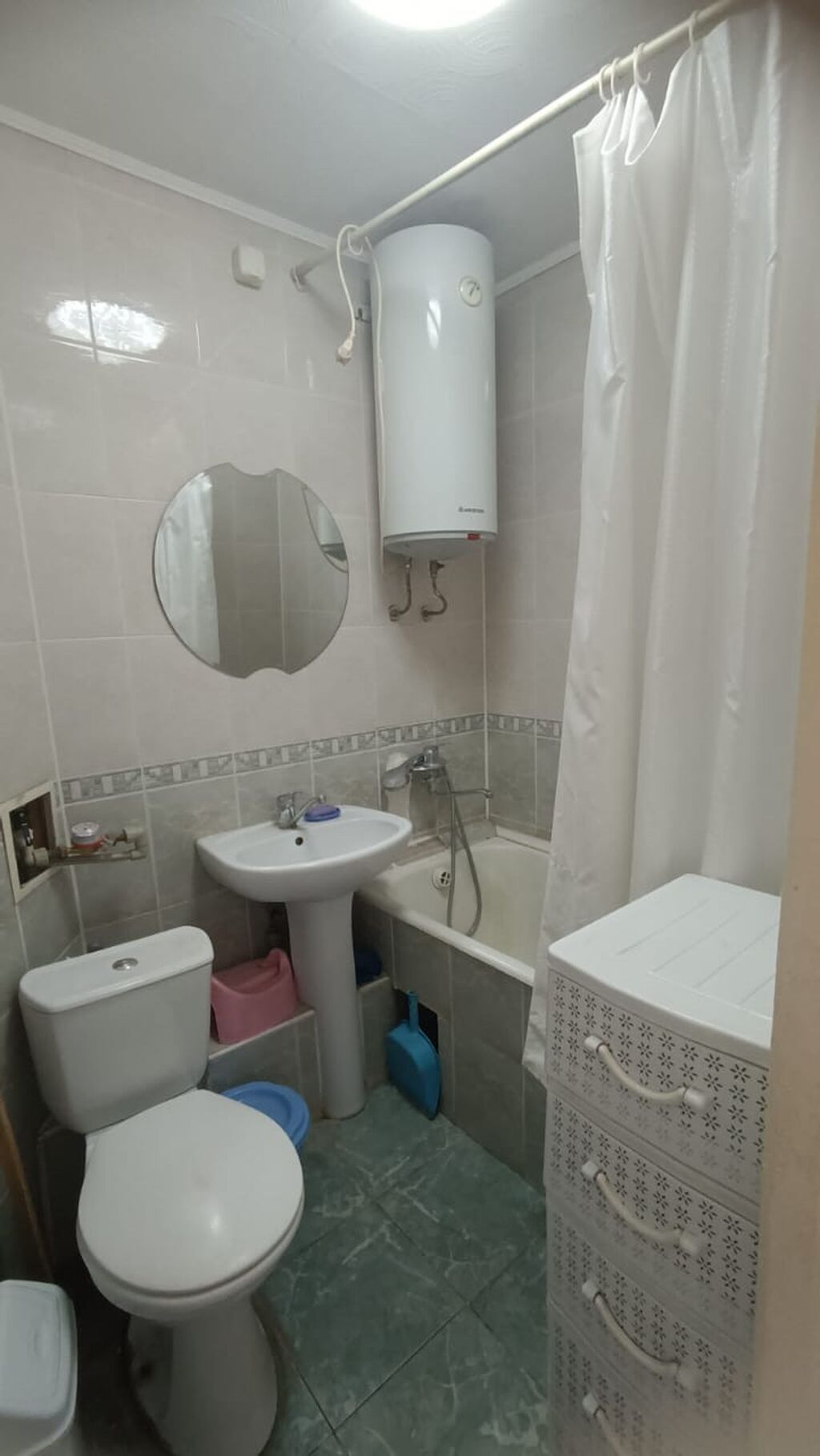 3 комнаты, 58 м², 8 мкр 104 серия, 3 этаж, Требуется ремонт: фото 6