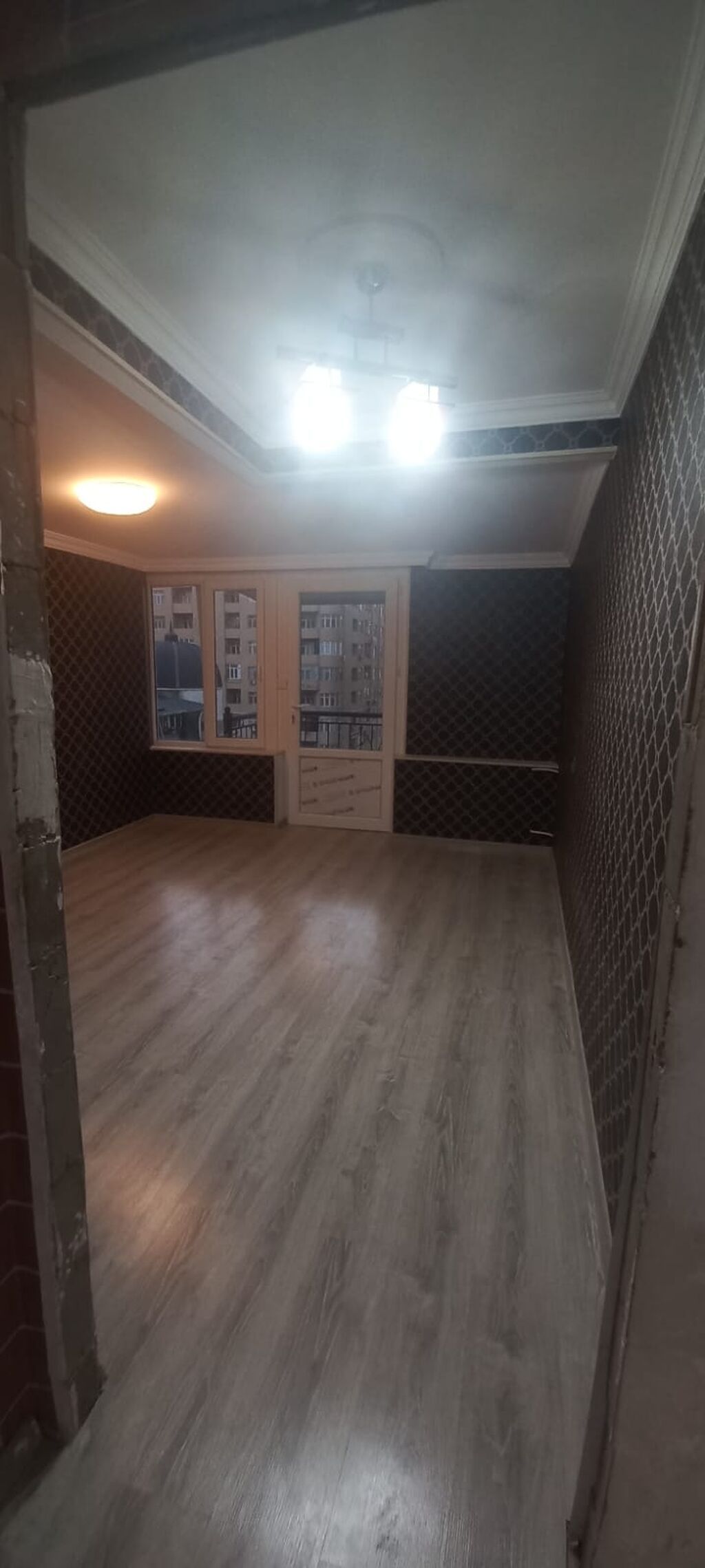 4 otaqlı, Yeni tikili, 93 kv. m