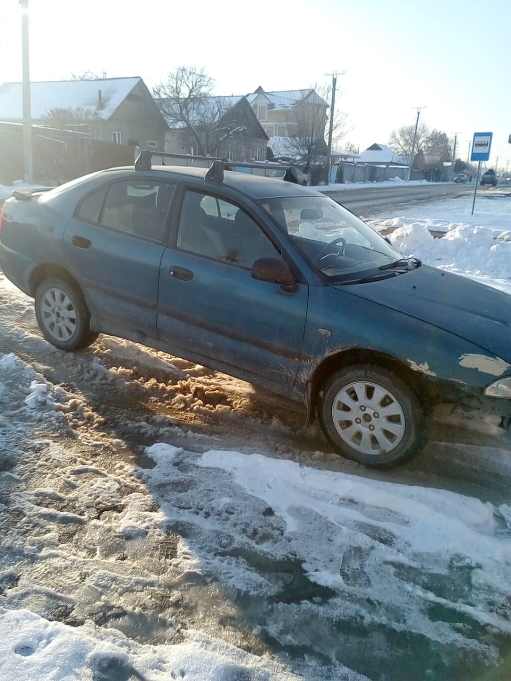 Mitsubishi Carisma: 2002 г., 1.6 л, Механика, Бензин, Седан: фото 2