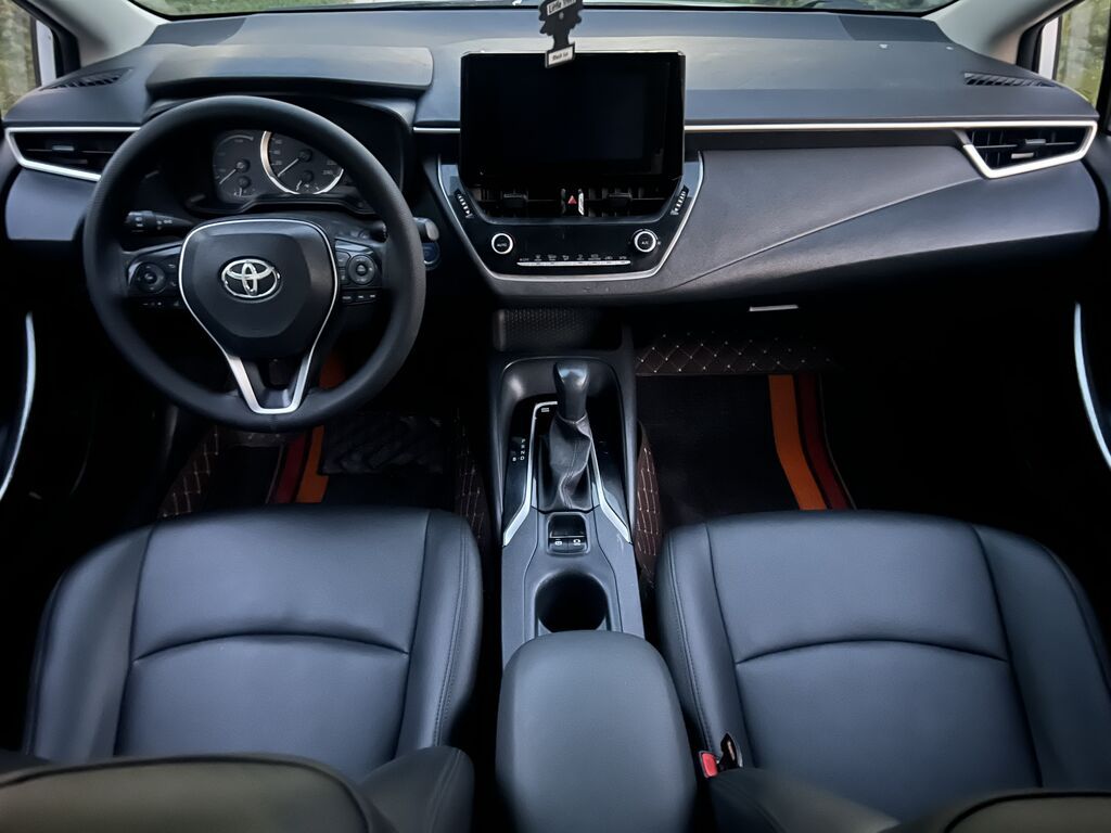 Toyota Corolla: 2022 г., 1.8 л, Вариатор, Гибрид, Седан: фото 7