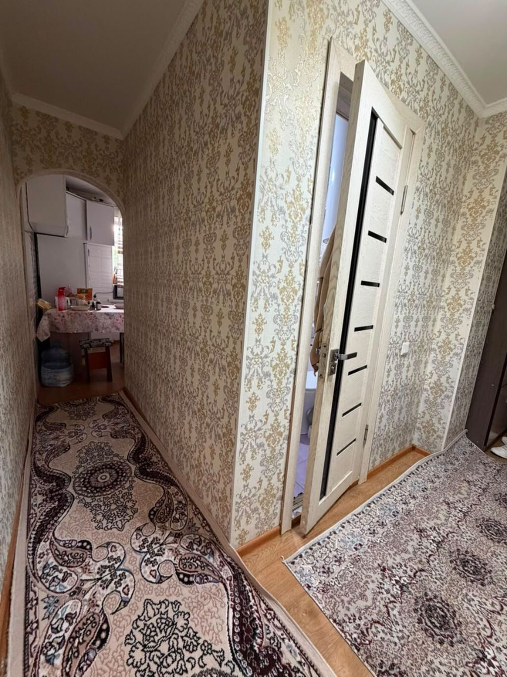 1 комната, 38 м², ул. Ахунбаева / Малдыбаева 104 серия, 3 этаж, Свежий ремонт: фото 3