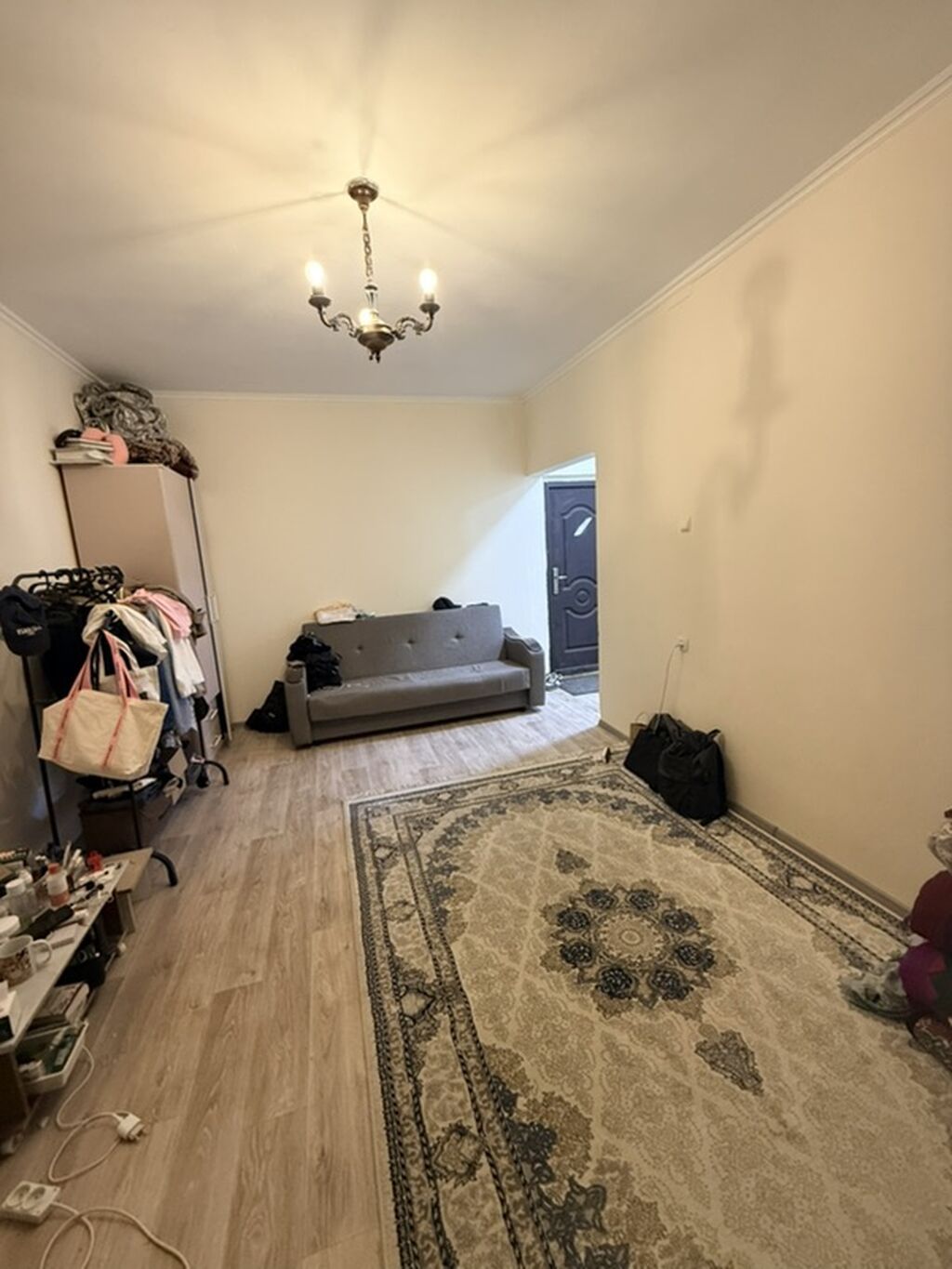 1 комната, 35 м², 12 мкр 106 серия, 6 этаж, Старый ремонт: фото 2