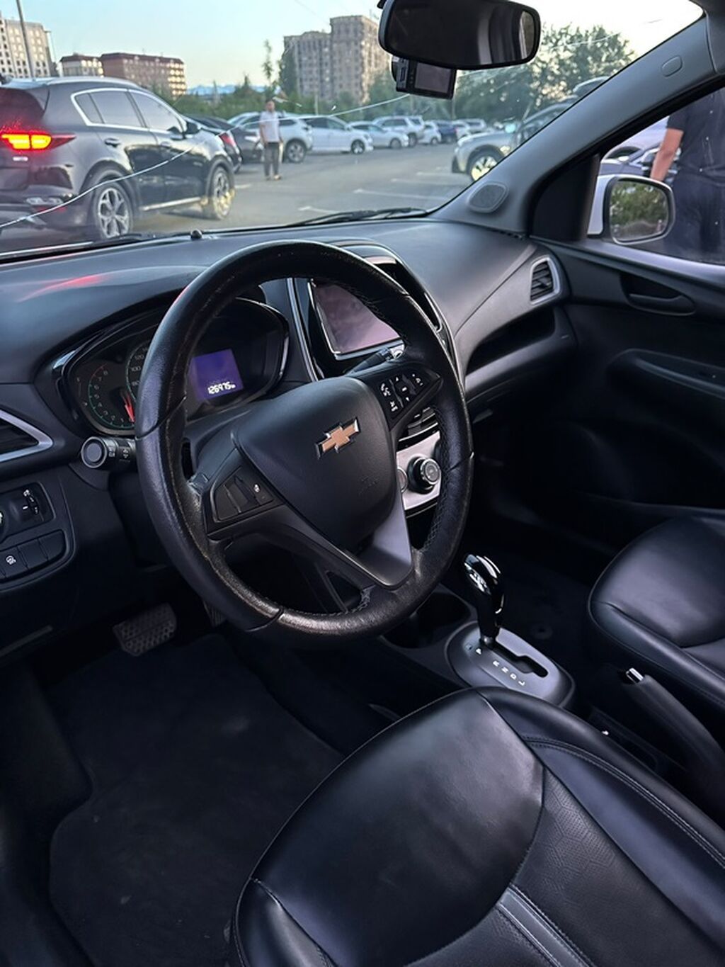 Chevrolet Spark: 2021 г., 1 л, Автомат, Бензин, Хэтчбэк: фото 7