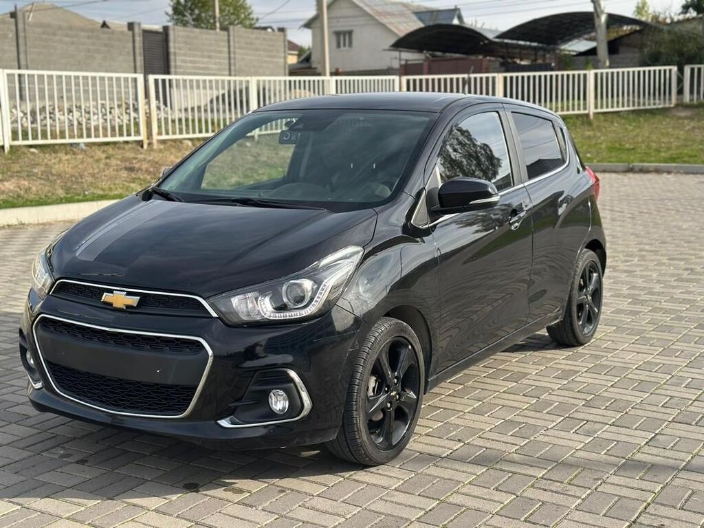 Chevrolet Spark: 2016 г., 1 л, Вариатор, Бензин, Хэтчбэк — фото 3