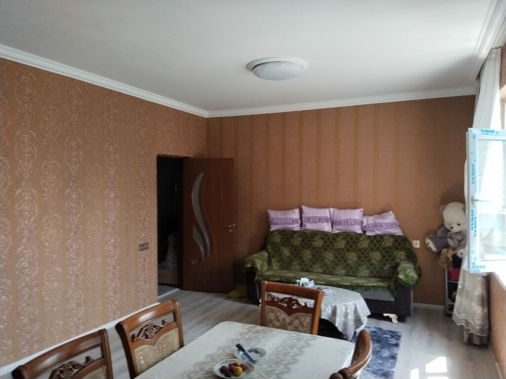 3 otaqlı, 120 kv. m, Kredit yoxdur, Orta təmir