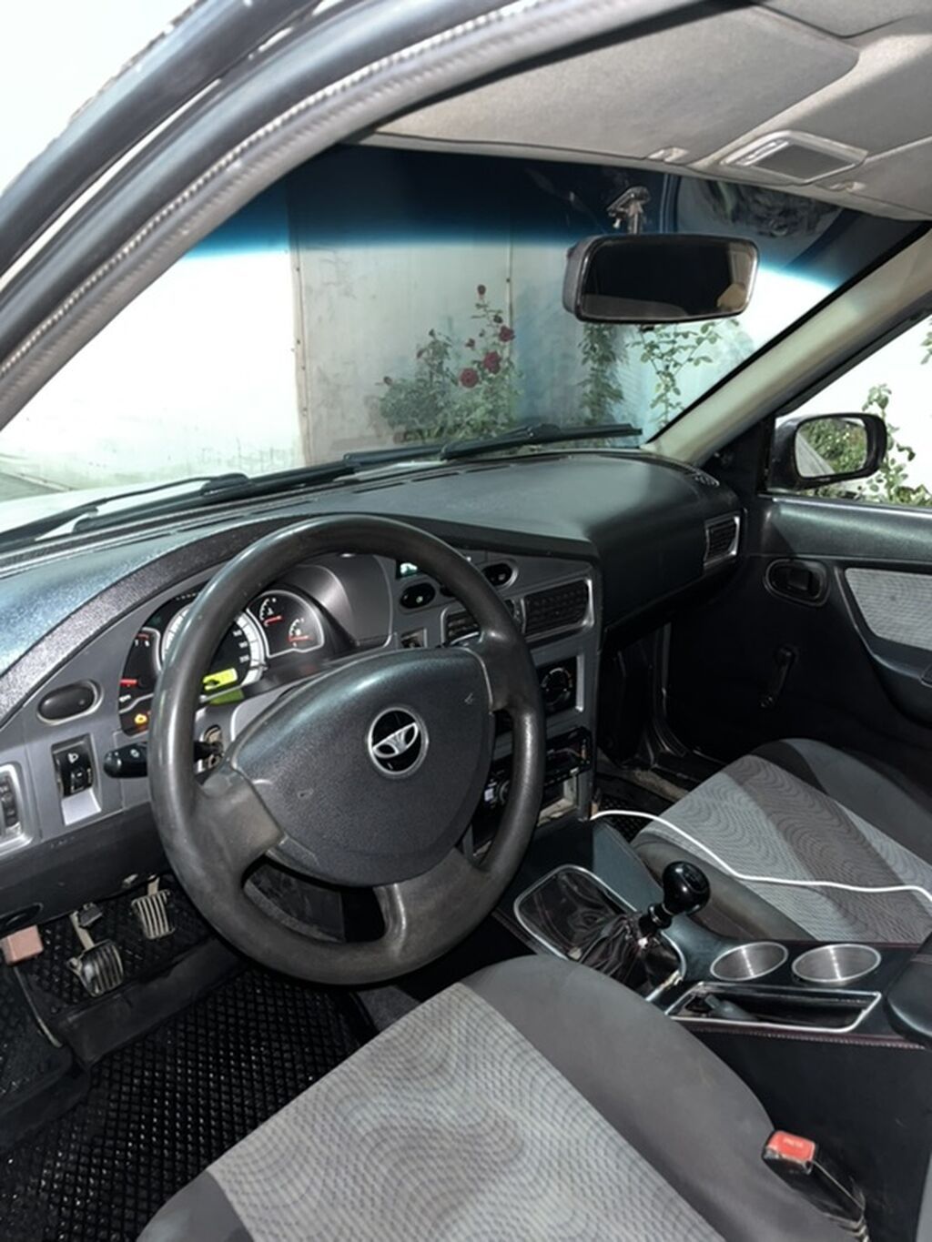 Daewoo Nexia: 2013 г., 1.6 л, Седан: фото 6