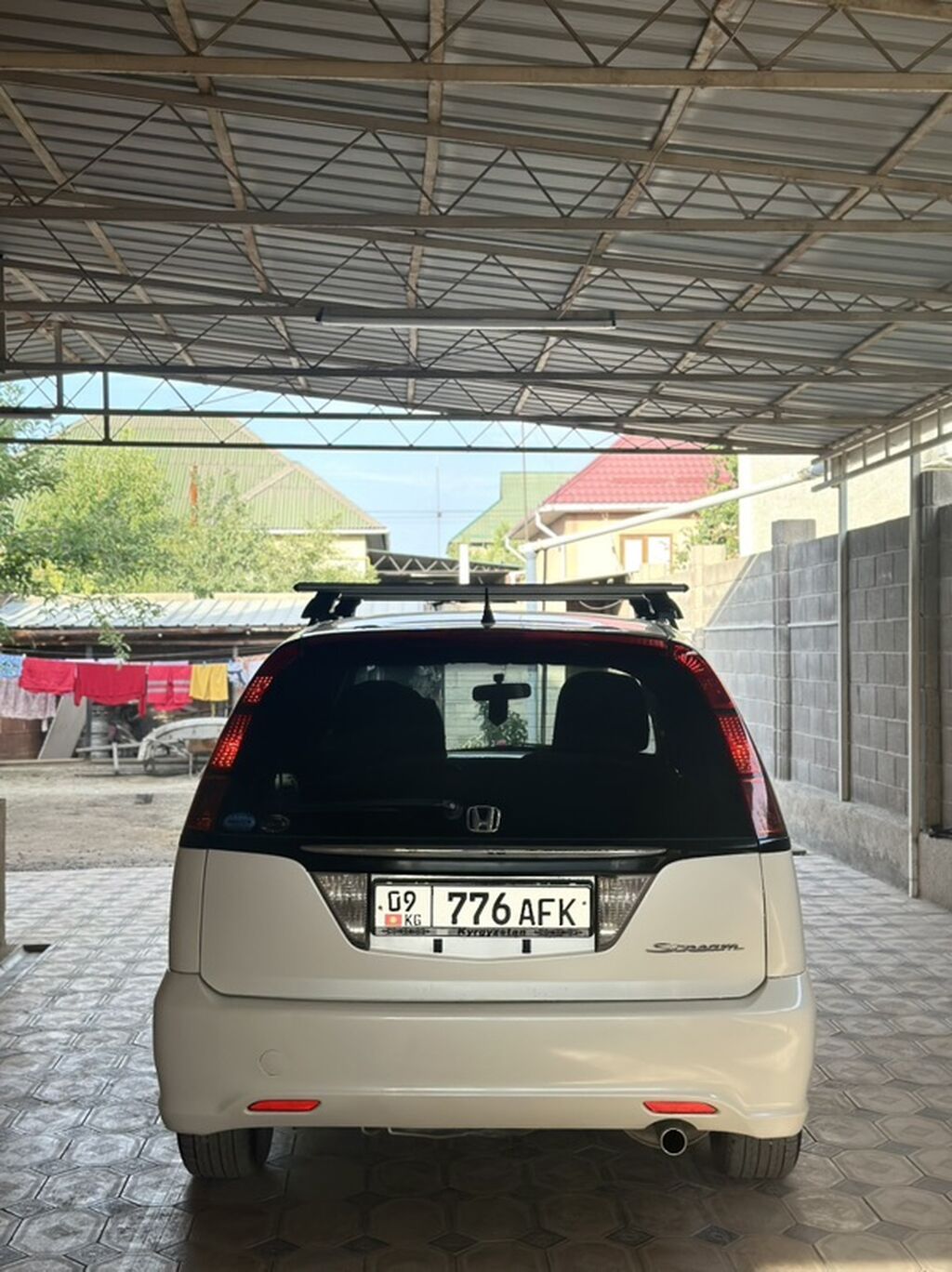 Honda Stream: 2003 г., 2 л, Автомат, Газ, Минивэн: фото 2