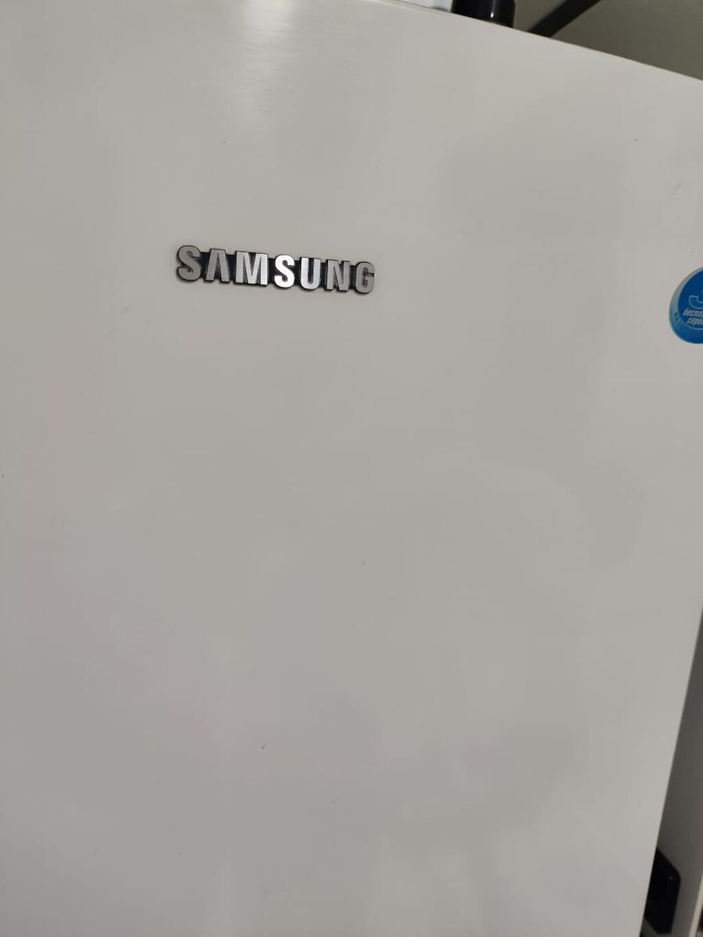Холодильник Samsung, классический двухкамерный с нижней морозильной: фото 3