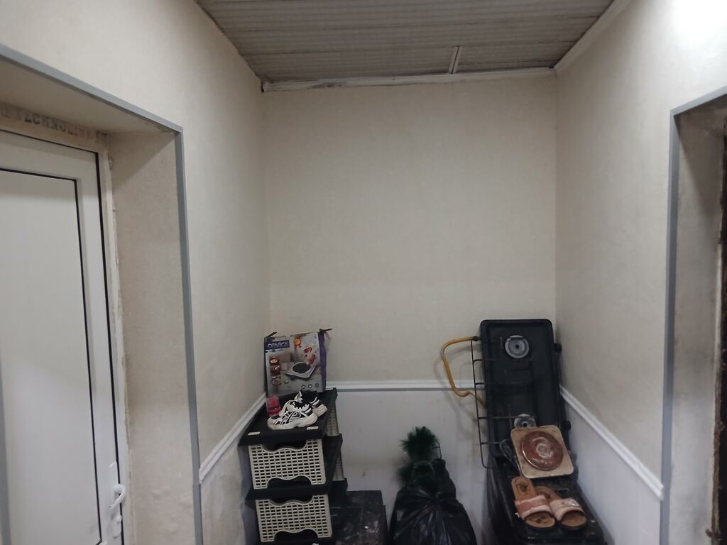 Bakı, Ramana qəs., 3 otaqlı, Köhnə tikili, m. Koroğlu, 60 kv. m
