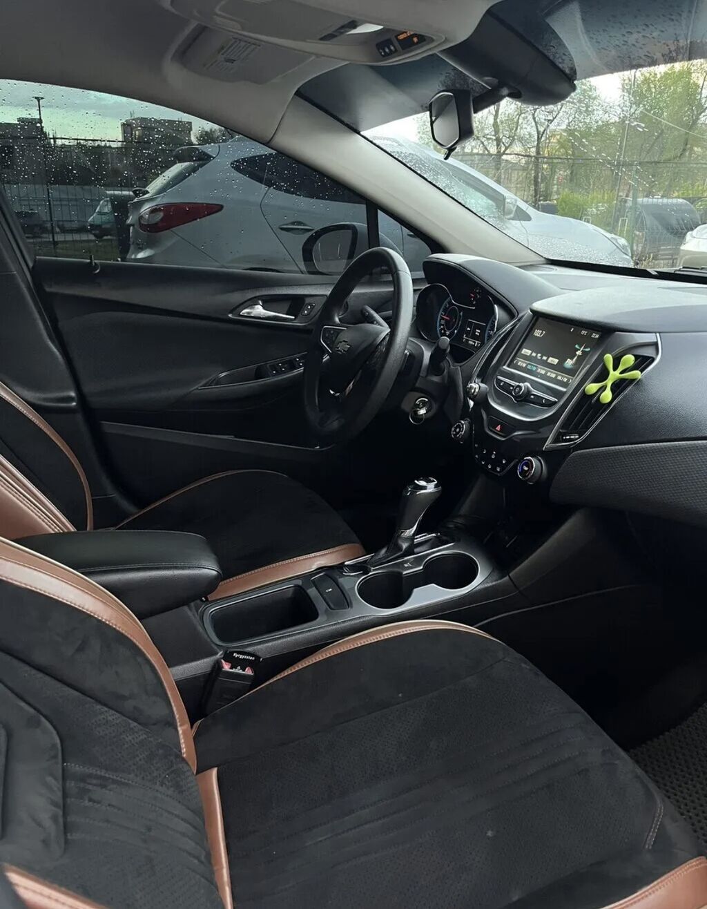 Chevrolet Cruze: 2017 г., 1.4 л, Автомат, Бензин, Седан: фото 3