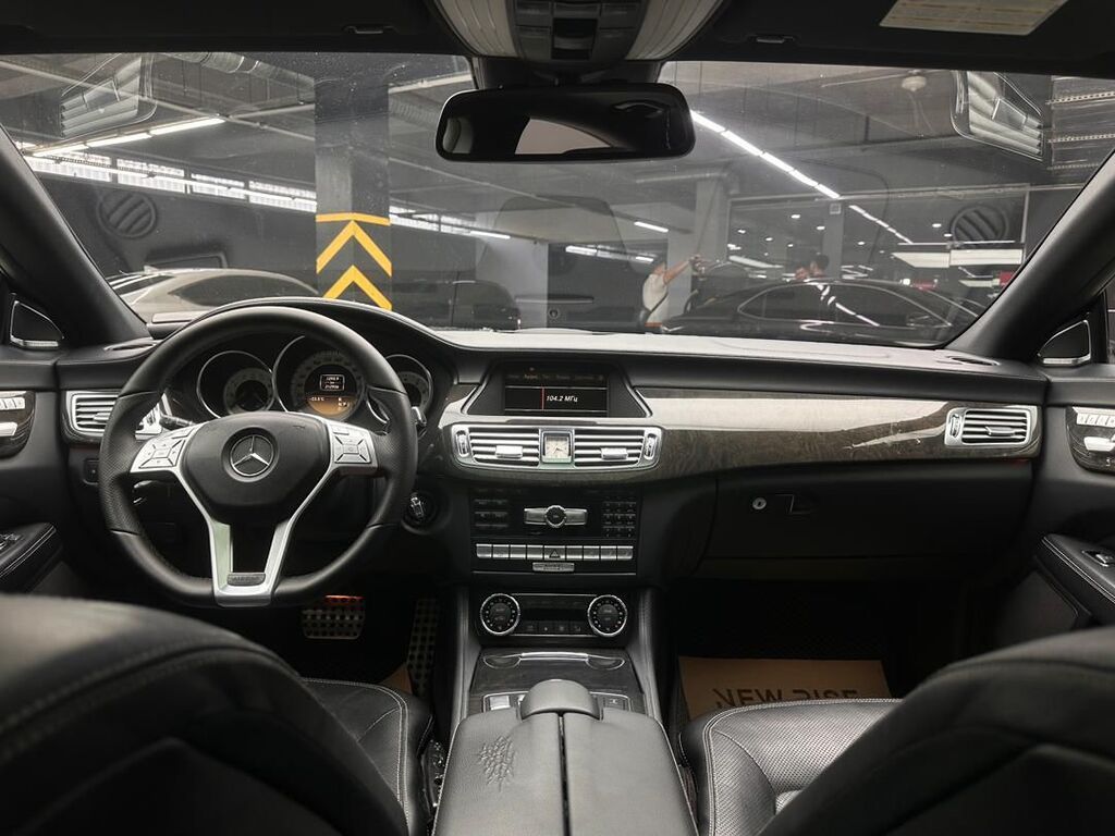 Mercedes-Benz CLS-Class: 2012 г., 4.7 л, Автомат, Бензин, Седан: фото 6