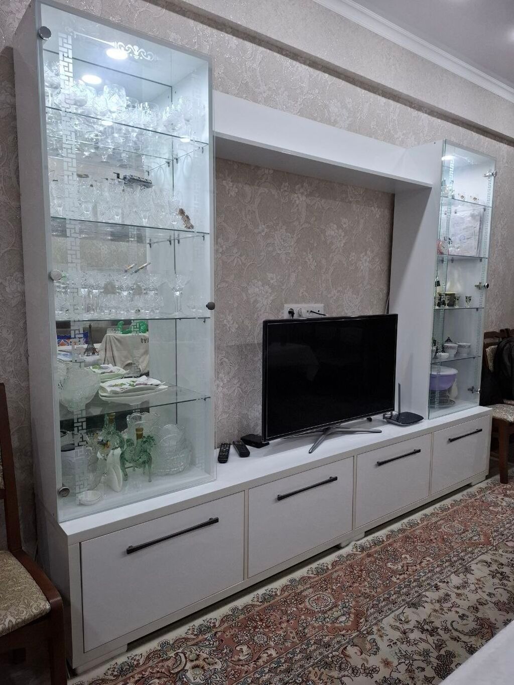 Гарнитур для зала, Б/у, Тумба под ТВ, Самовывоз, Бесплатная доставка, Платная доставка, цвет - Белый: фото 3