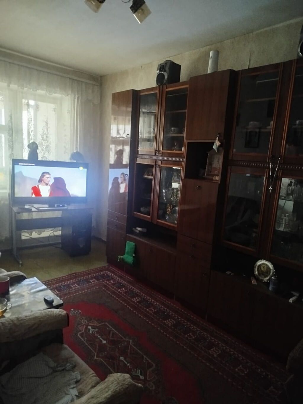 2 комнаты, 52 м², 106 серия, 1 этаж, Старый ремонт: фото 3
