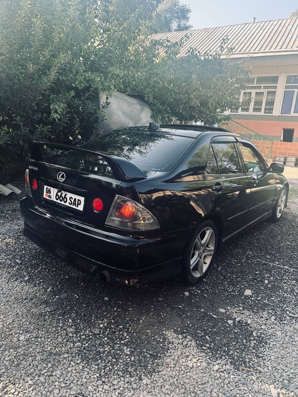 Lexus IS: 2003 г., 2 л, Автомат, Бензин, Седан: фото 4